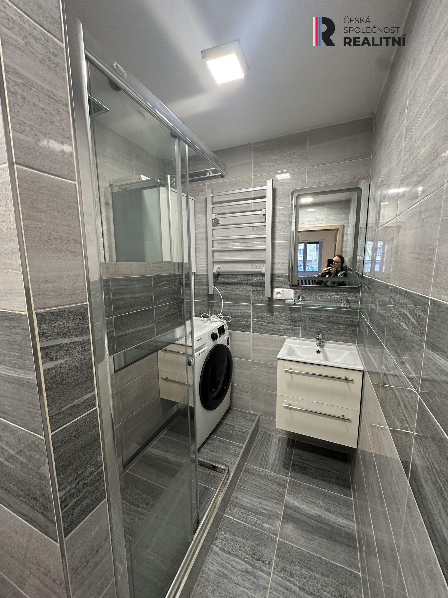 Pronájem bytu 2+1+ lodžie přestavěného na 4+1 – Sokolov