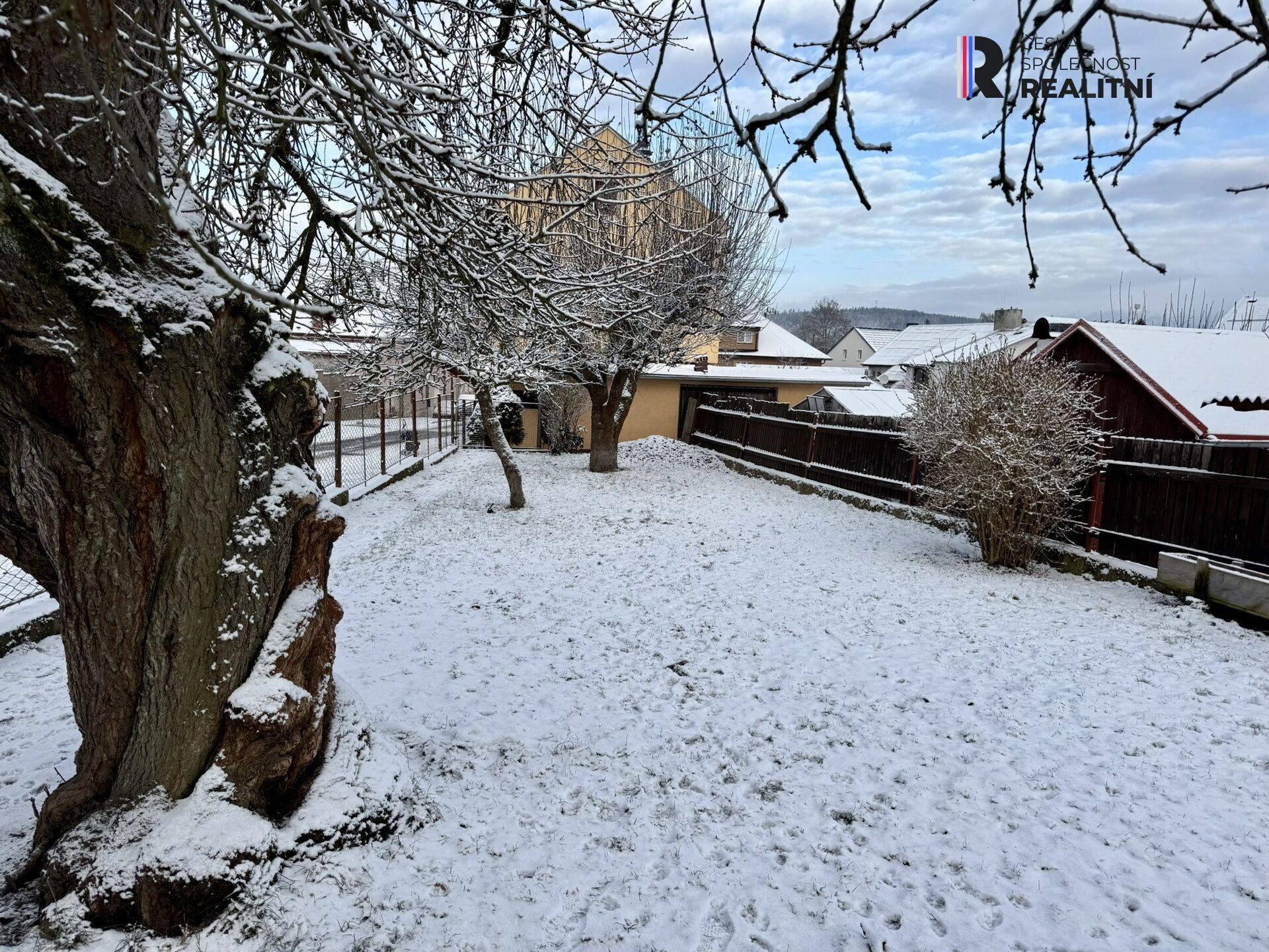 RD 3+1 s možností úpravy na 4+1 v centru Kynšperka,  zahrada, terasa, nízká cena