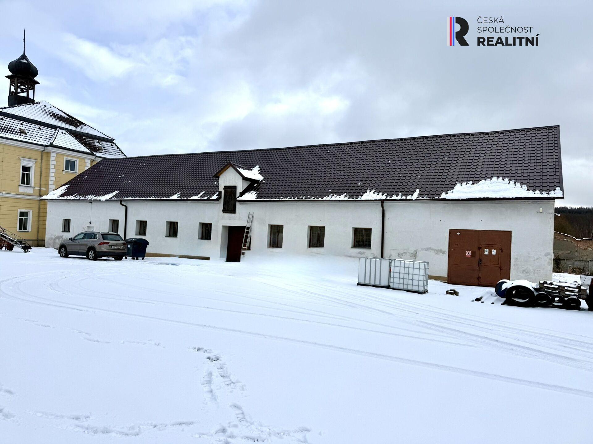 Výrobní hala Lítov 476m² + manipulační venkovní plocha 1.130m², Habartov