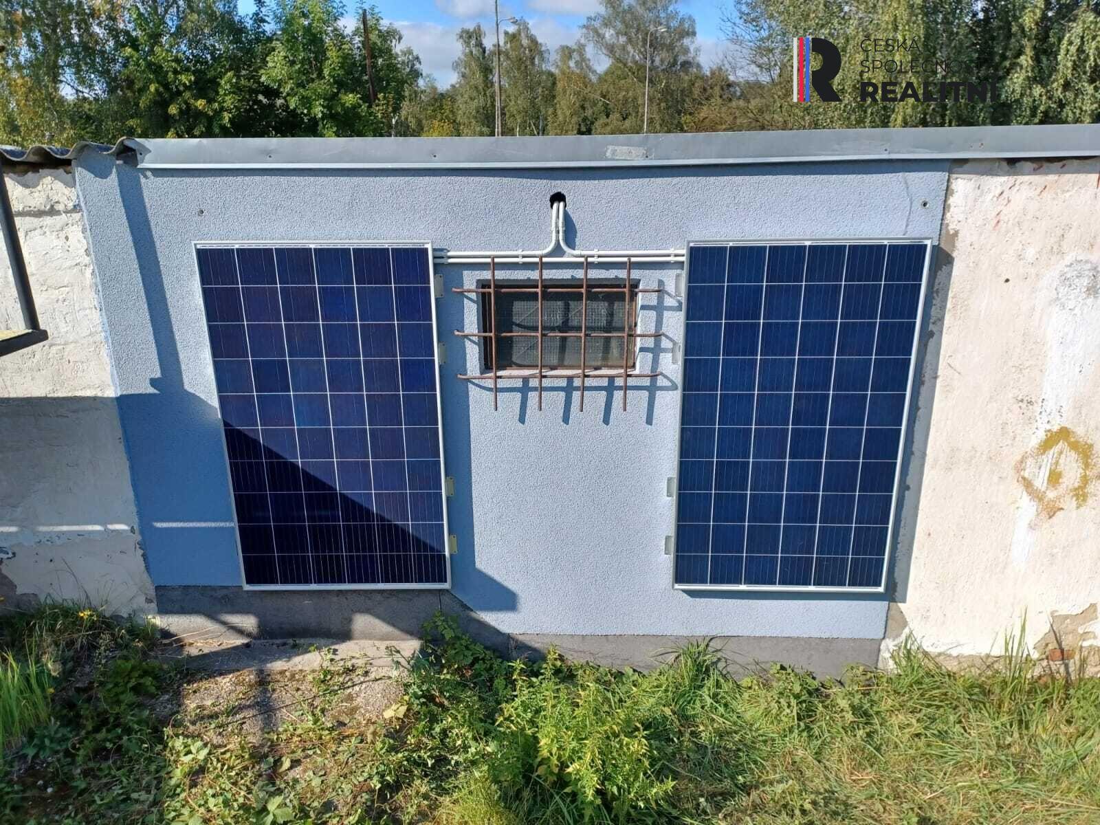 Prodej garáže v Tuhnicích s kamerovým systémem a solárními panely