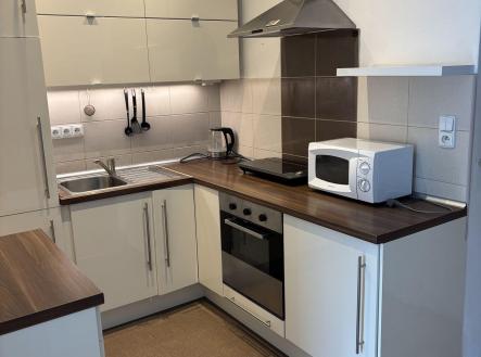 Pronájem bytu, 1+kk, 35 m²