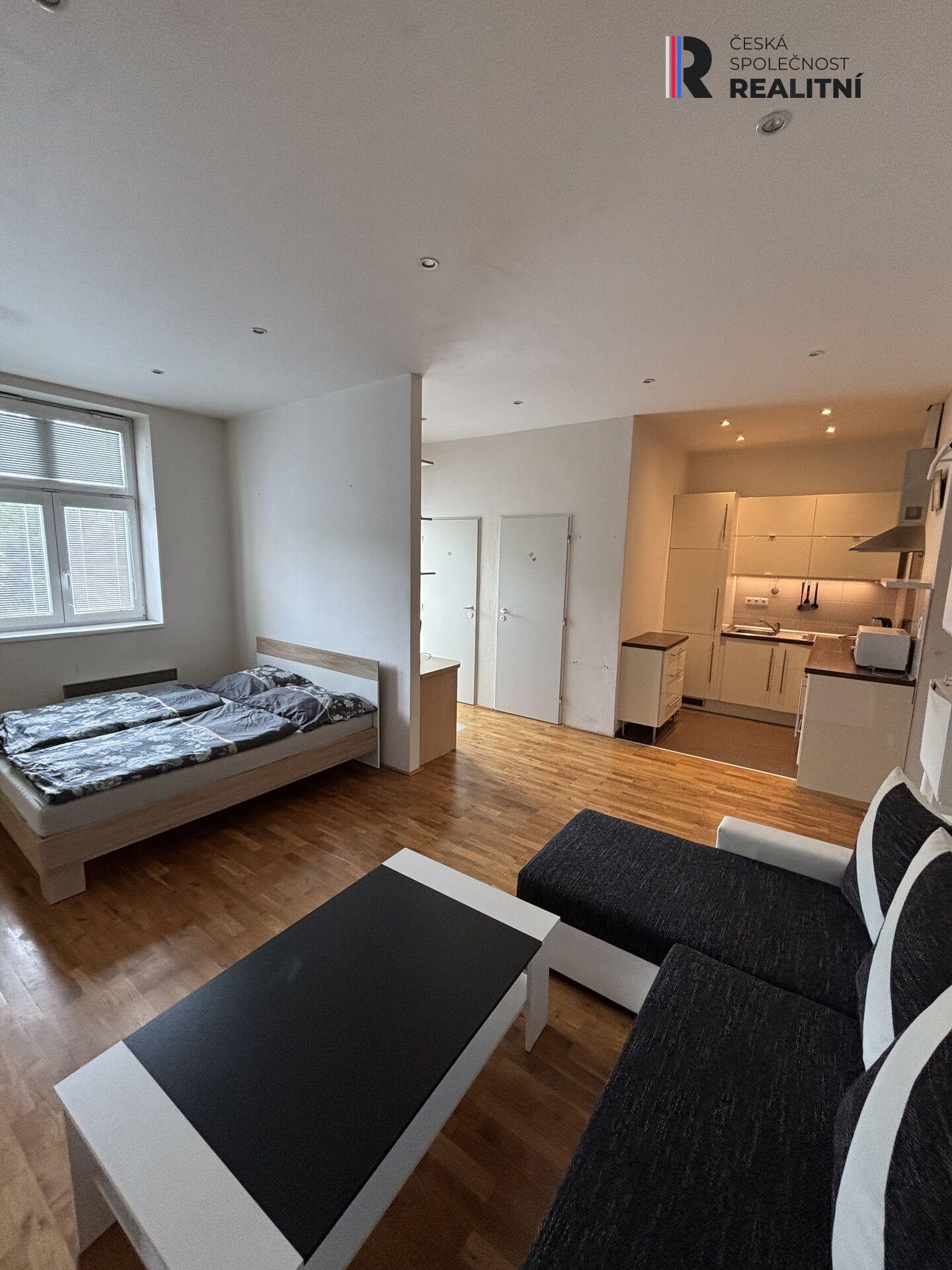 Prodej bytu 1+kk, 35 m² Jaurisova, Praha - Nusle