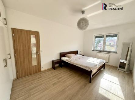 Pronájem bytu, 2+kk, 70 m²