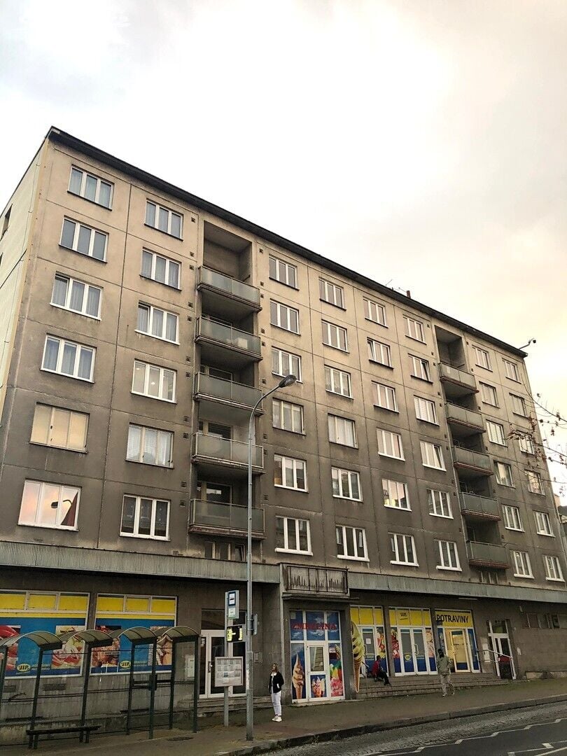 Pronájem obchodního prostoru 245 m², ul. Sokolovská