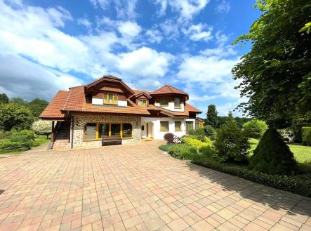 Prodej domu/vily, 550 m² obrázek