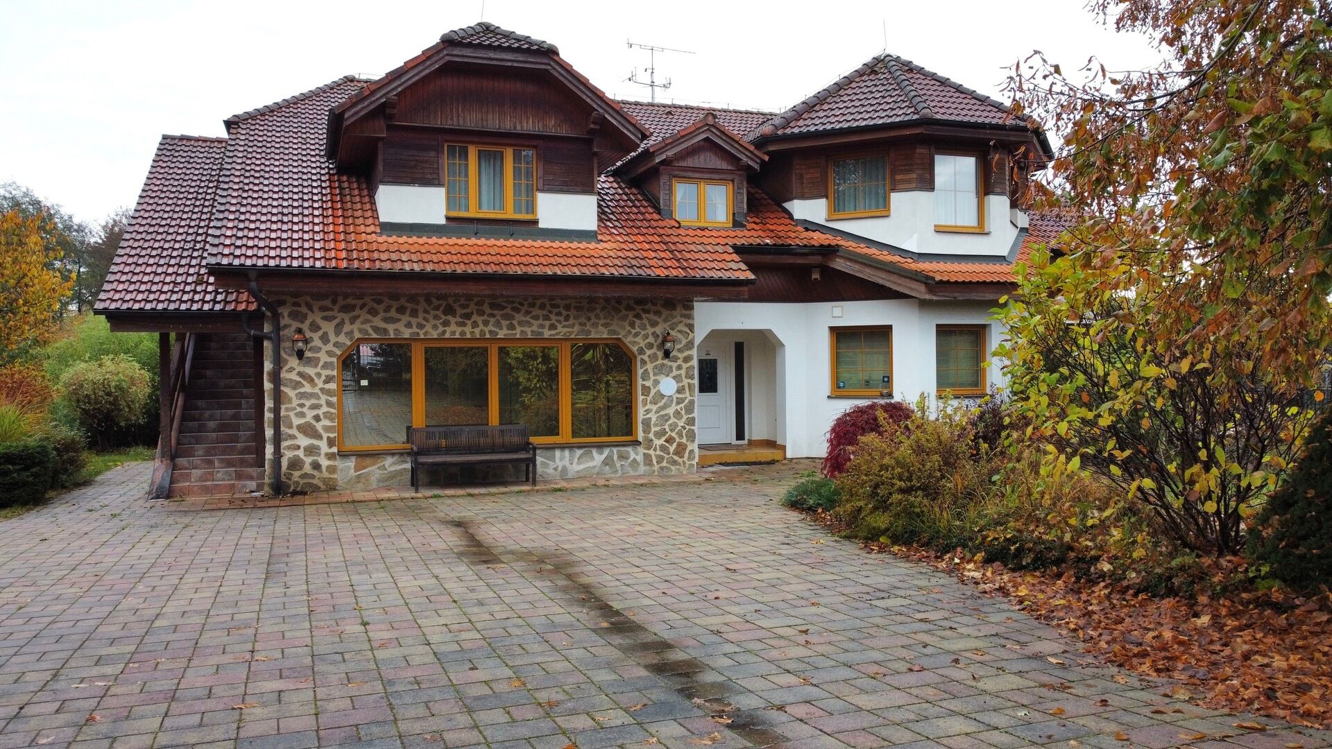 Penzion 550 m², Děpoltovice