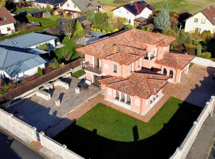 Prodej domu/vily, 284 m²