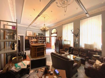 Prodej obchodní prostor