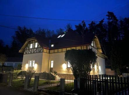 Prodej hotel, 486 m²