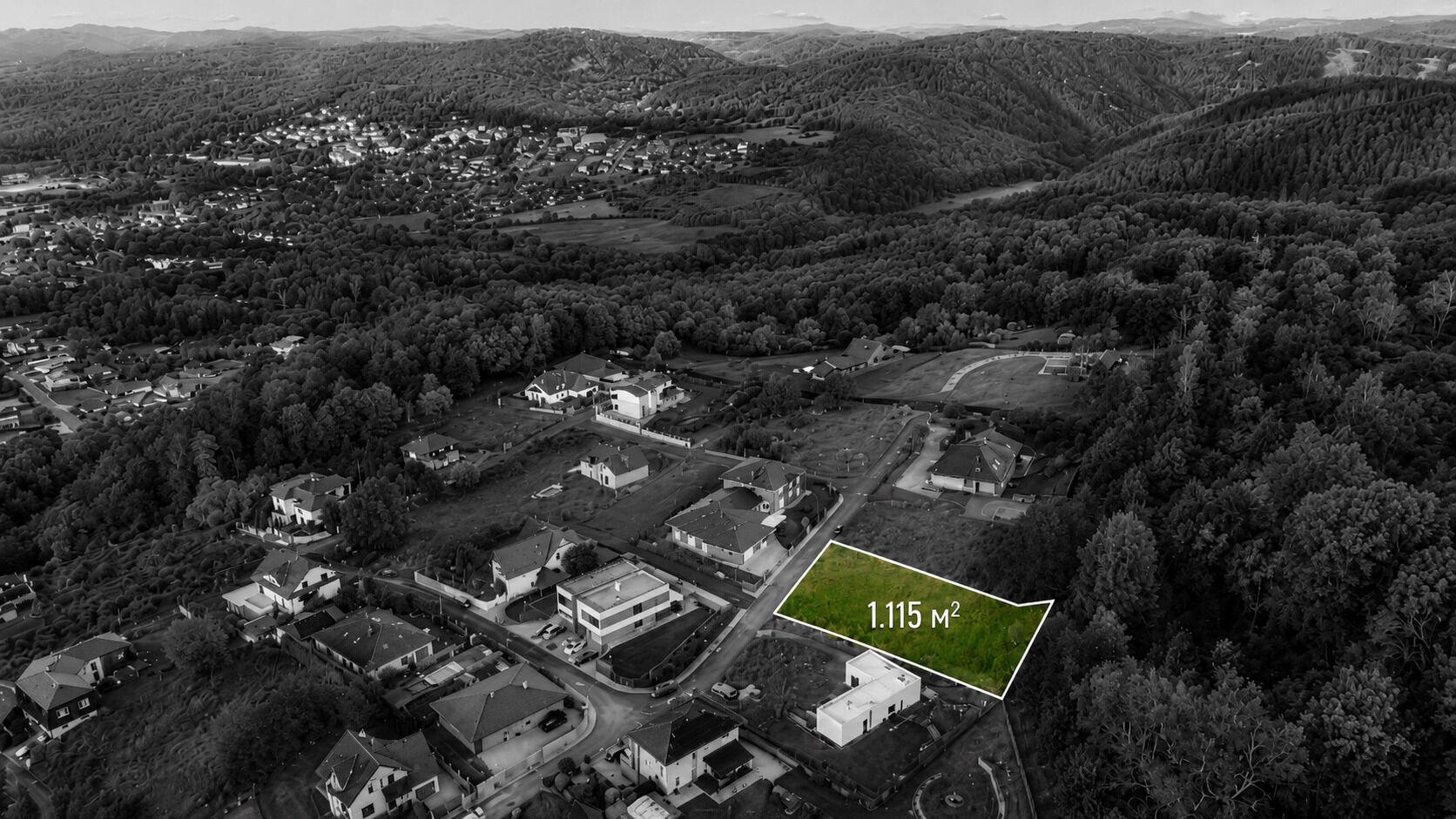 Stavební pozemek 1.115 m², Jenišov, Pod Rohem