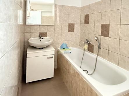 Pronájem bytu, 2+1, 70 m²