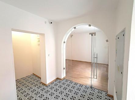 Pronájem kanceláře, 28 m²