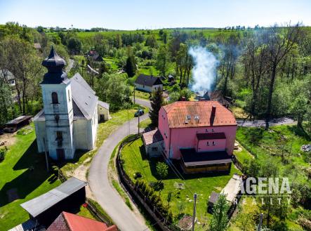 Prodej - dům/vila, 360 m²