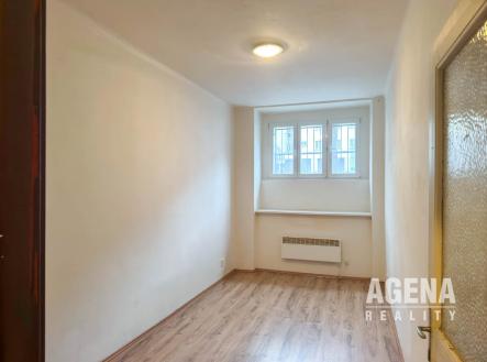 Prodej komerčního objektu, jiný, 43 m²