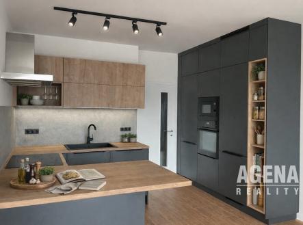 Pronájem bytu, 1+kk, 54 m²