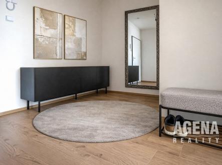 Pronájem bytu, 1+kk, 54 m²