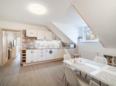 Prodej - dům/vila, 715 m²