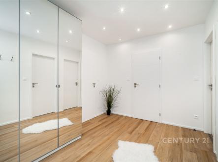 Prodej bytu, 3+kk, 74 m²