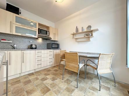 Pronájem bytu, garsoniéra, 39 m²