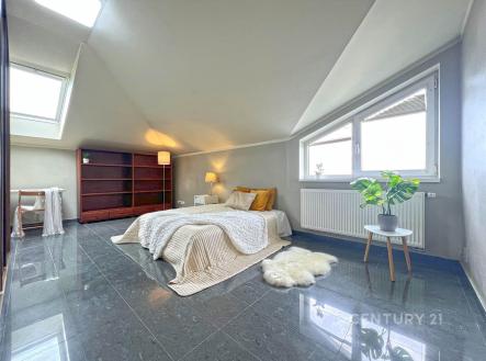 Prodej bytu, 4+kk, 86 m²