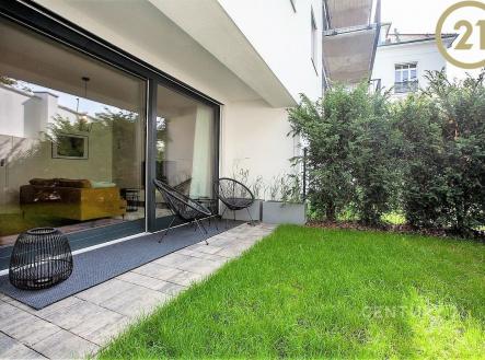 Pronájem bytu, 2+kk, 57 m²