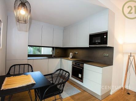 Pronájem bytu, 2+kk, 57 m²