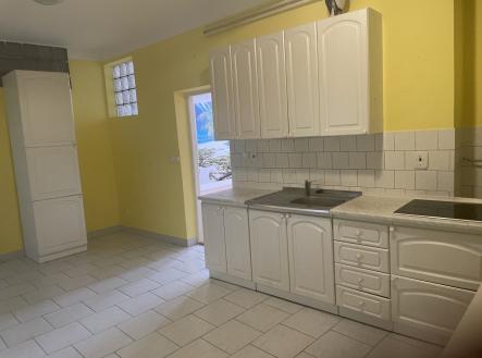 Pronájem bytu, 3+1, 120 m²