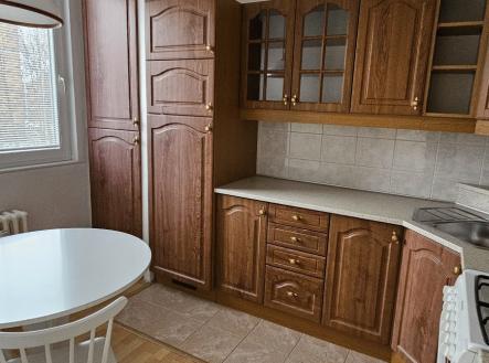 Pronájem bytu, 2+1, 43 m²