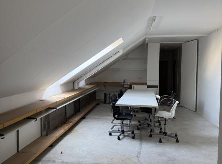 Prodej kanceláře, 260 m²