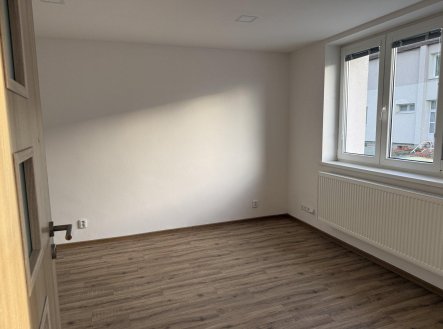 Pronájem domu/vily, 192 m²