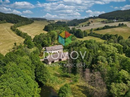 Prodej pozemku pro bydlení, 3 533 m²