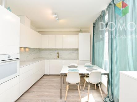 Pronájem bytu, 2+kk, 54 m²