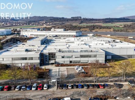 Pronájem kanceláře, 1 050 m²