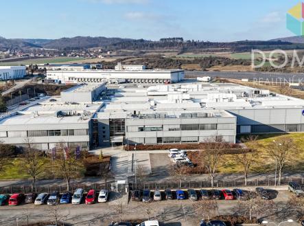 Pronájem kanceláře, 525 m²