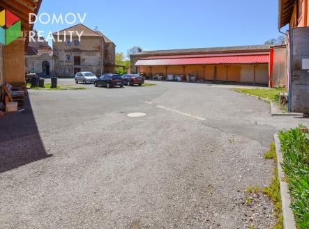 Pronájem skladovací prostor, 232 m²