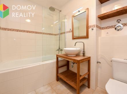 Pronájem bytu, 1+kk, 34 m²