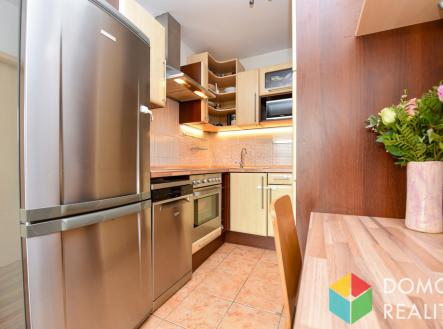 Pronájem bytu, 2+kk, 43 m²