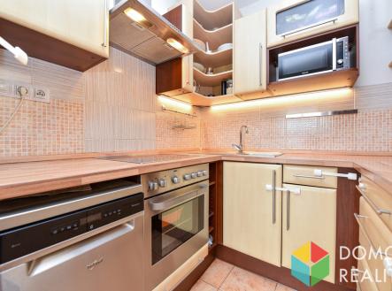 Pronájem bytu, 2+kk, 43 m²