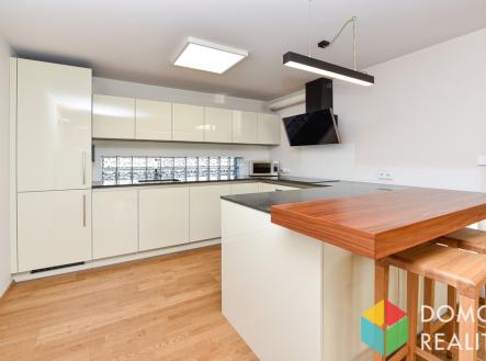 Prodej bytu, 3+kk, 135 m²