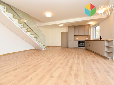 Pronájem bytu, 4+kk, 108 m²