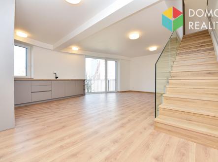 Pronájem bytu, 4+kk, 108 m²