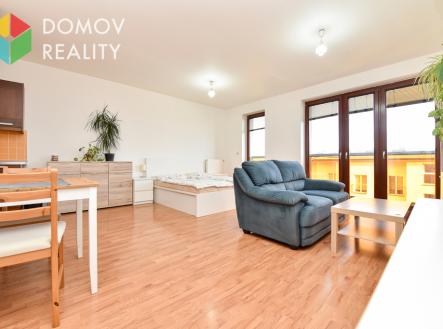 Pronájem bytu, 1+kk, 37 m²