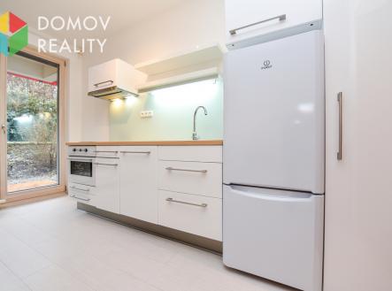 Pronájem bytu, 1+kk, 6 456 m²