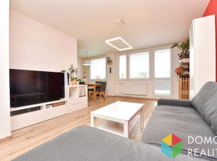 Pronájem bytu, 3+kk, 84 m²