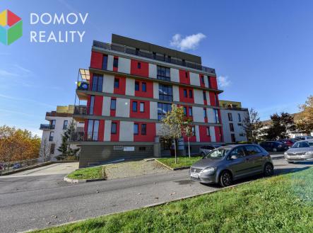 Pronájem bytu, 1+kk, 38 m² obrázek