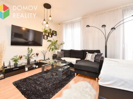 Pronájem bytu, 1+kk, 38 m²