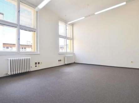 Pronájem - kanceláře, 38 m² obrázek