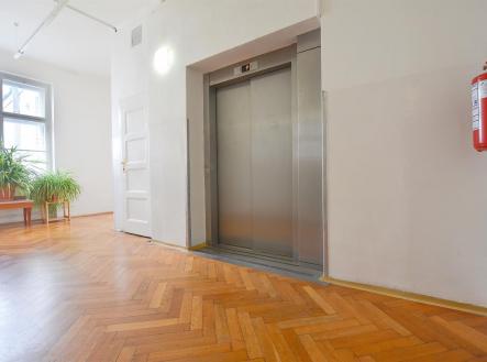 Pronájem - kanceláře, 38 m²