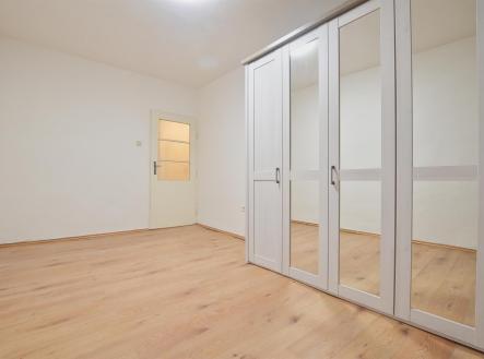 Pronájem bytu, 2+kk, 56 m²