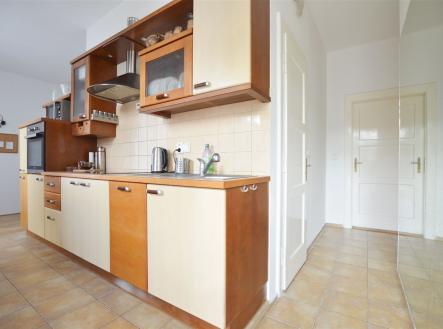 Pronájem bytu, 3+kk, 75 m²